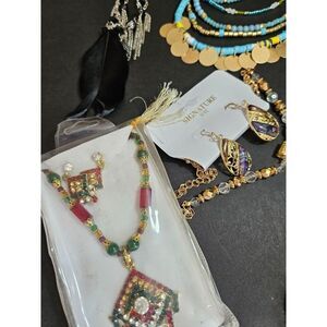 *Sale* New jewelry set lot / bundle